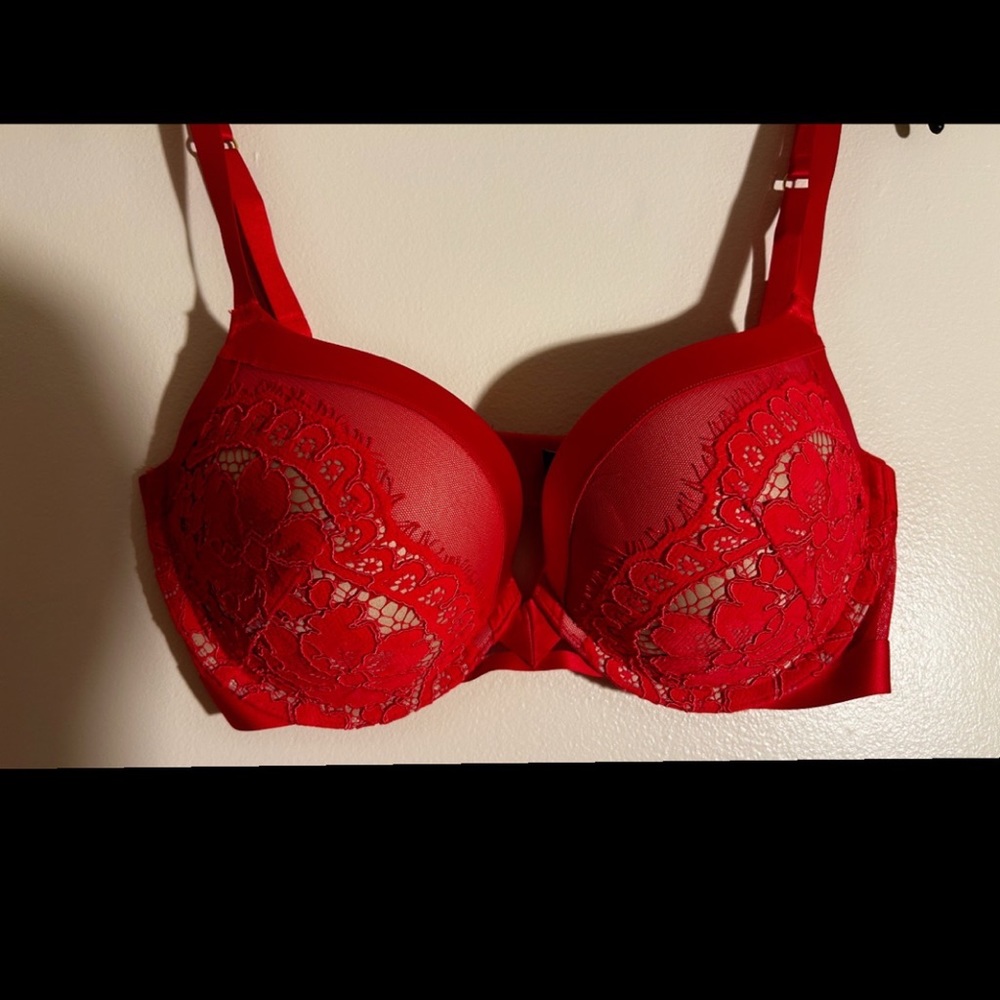 Victoria Secret Bra size 36D